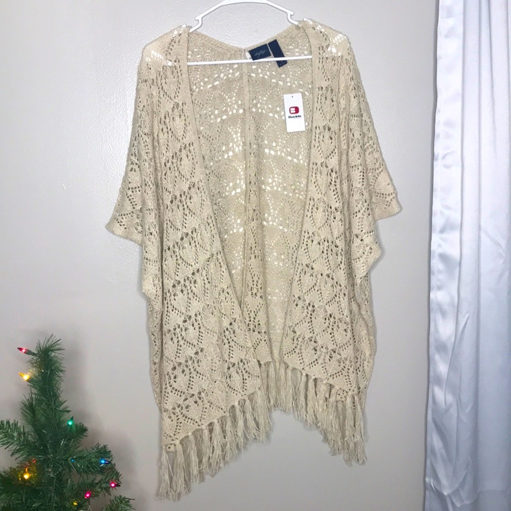 Adorable Crocheted Shortsleeved Cardigan